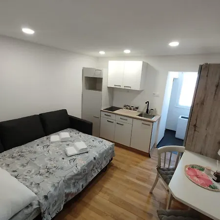 Izolita Apartament *